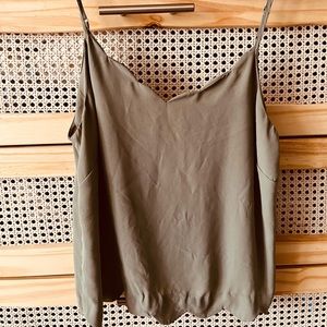 scalloped tank